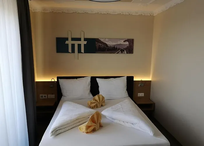 蒂尔酒店 酒店 3*