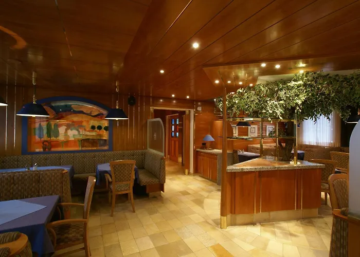 蒂尔酒店 Mönichkirchen